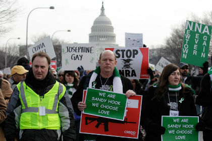 Участники марша в Вашингтоне.