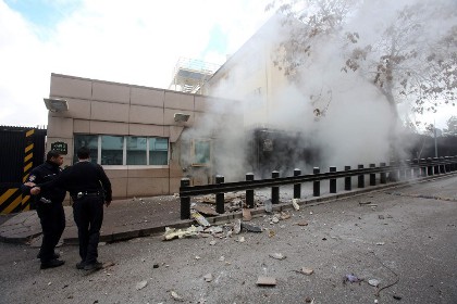 Посольство США в Анкаре после взрыва