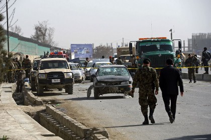 На месте взрыва у министерства обороны в Кабуле