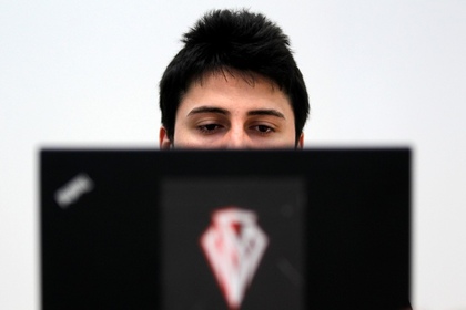 Бывший хакер TinKode, получивший работу в правительстве Румынии