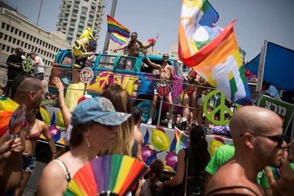 Обама превратил гей-бар в памятник