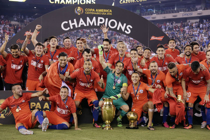 Cборная Чили второй раз в истории завоевала Кубок Америки
