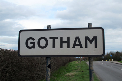 Чиновник отказался помочь жителям британского Готэма из-за популярности Бэтмена