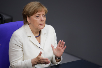 Меркель заявила о необходимости увеличить расходы Германии на оборону