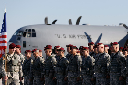 Пентагон снял запрет на службу трансгендеров в Армии США