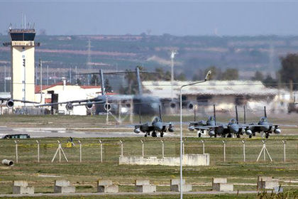 Турецкие власти заблокировали американскую авиабазу Инджирлик