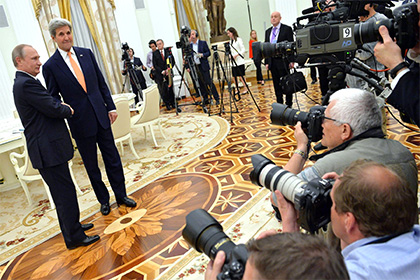 Песков рассказал об откровенной встрече Путина и Керри