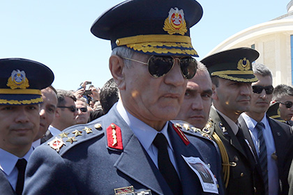 Частные турецкие СМИ узнали о нежелании бывшего главы ВВС признать вину в мятеже