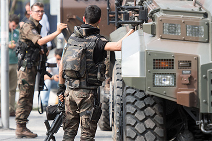 Трое военных атташе Турции исчезли за рубежом после мятежа