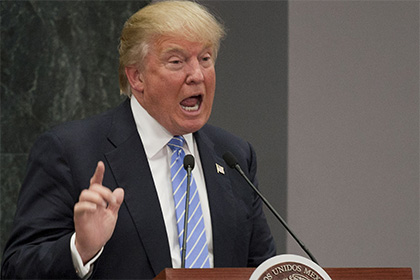 Трамп пообещал провести массовые депортации нелегалов в случае избрания
