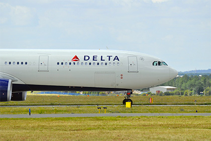 Американская Delta Airlines назвала сроки возобновления полетов в Россию