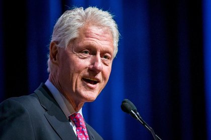 Билл Клинтон объяснил проблемы со здоровьем жены