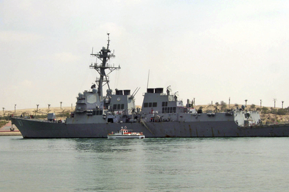 Американский эсминец повторно обстреляли у берегов Йемена