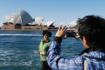 Китайские туристы потратили 60 миллиардов долларов за пять выходных дней