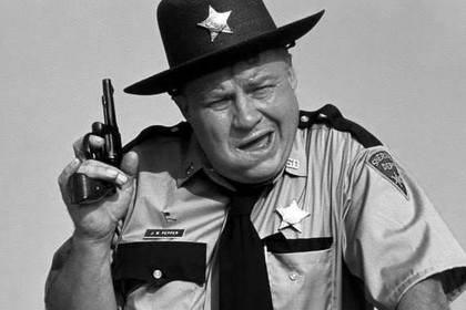 В США умер сыгравший шерифа актер бондианы Джеймс Клифтон