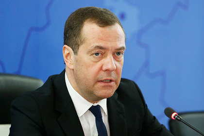 Медведев разочаровался в предвыборных обещаниях Трампа