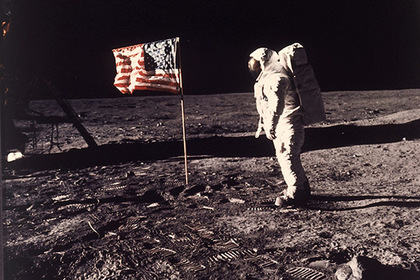 Пост главы НАСА предрекли стороннику колонизации Луны американцами