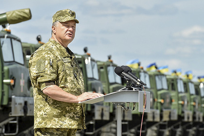Сумма военной помощи США Киеву оказалась меньше заявленной Порошенко