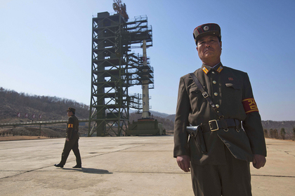 Северная Корея начала собирать разобранный из-за США ракетный объект