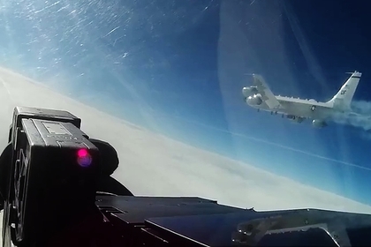 Россия дважды за сутки подняла Су-27 из-за американских бомбардировщиков