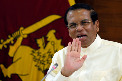Президент Шри-Ланки уволит глав всех спецслужб после терактов