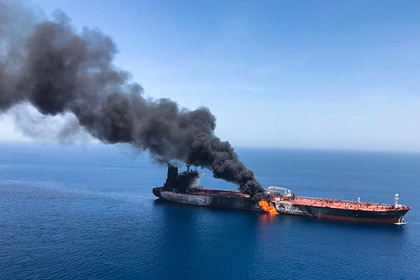 На одном из танкеров в Оманском заливе нашли неразорвавшуюся мину