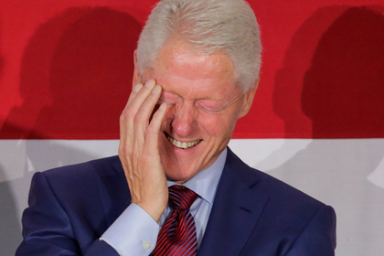 Билл Клинтон отверг причастность к секс-торговле детьми