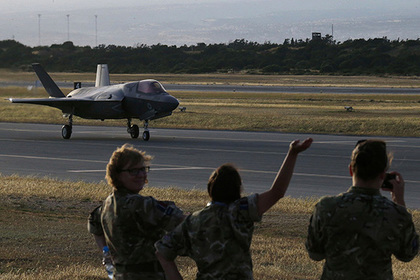 Турция отложила планы покупки российских истребителей