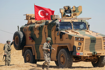Турция перебросила первых военных через границу с Сирией