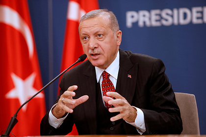Эрдоган пригрозил вторгнуться в Сирию еще больше
