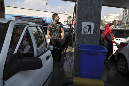 Повышение цен на бензин вызвало массовые протесты