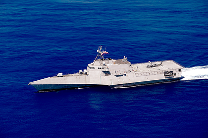 Флот США у китайских берегов разгневал Китай